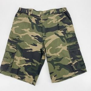 Boulder Creek Trading Co Side Elastic Cargo Shorts Green Camo Sz 42 Tall
